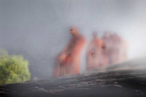 8 points-Through the Mist-Dharmavijaya Senevirathne